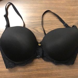 Underwire bra.